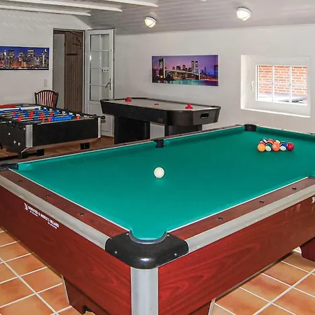 4 Bedroom Pet Friendly In Blavand